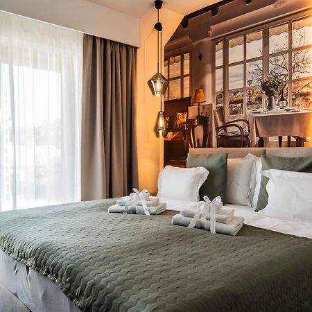 Rokusfalvy Borhotel Es Fogado Etyek Εξωτερικό φωτογραφία